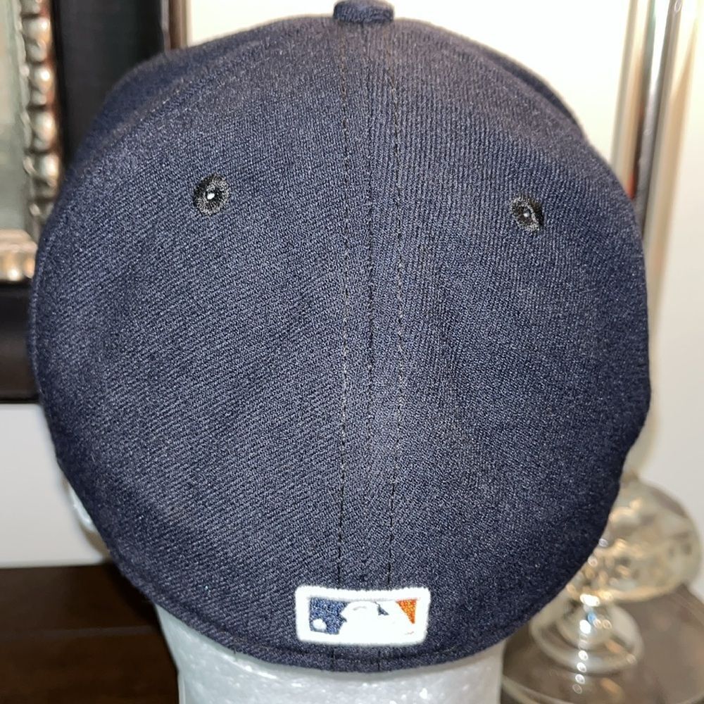 Made in USA Houston Astros MLB fitted baseball cap hat 7 1/4 Polyester Authentic - Picture 2 of 3